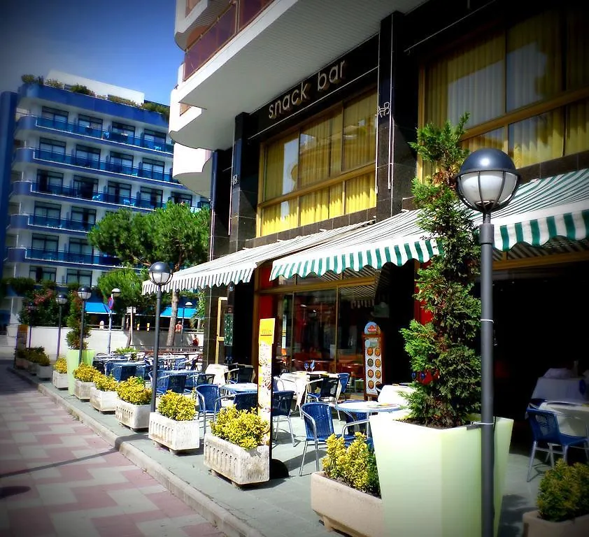Hotel Blaumar Blanes 4*,  Spain