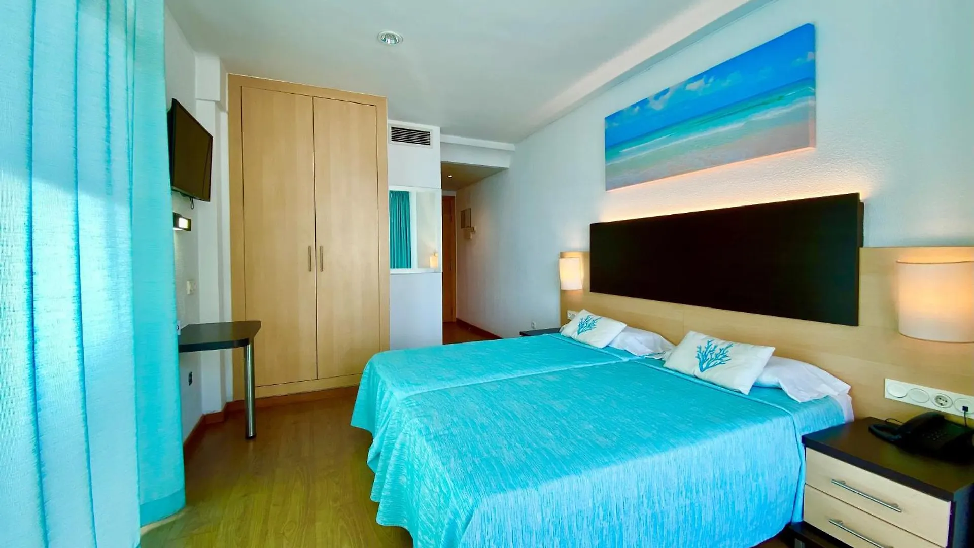 Hotel Blaumar Blanes 4*,  Spain